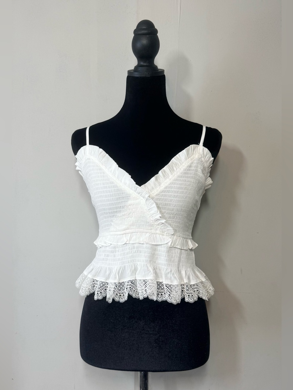 DO+BE White Ruffled Lace-Trim Camisole